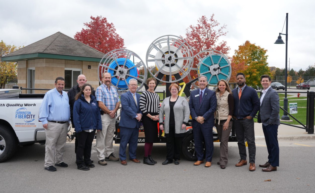 FARMINGTON AND FARMINGTON HILLS MAYORS JOIN SIFI NETWORKS TO LAUNCH