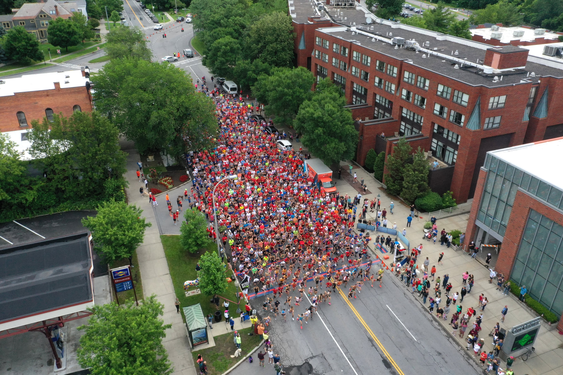 Saratoga Springs FiberCity® Sponsors the Firecracker4 Road Race