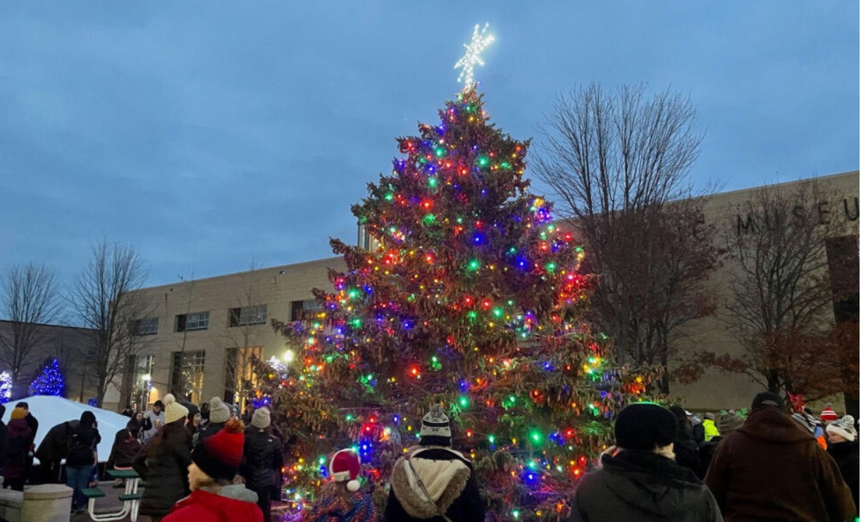 Kenosha FiberCity® to Sponsor Kenosha Tree Lighting Event
